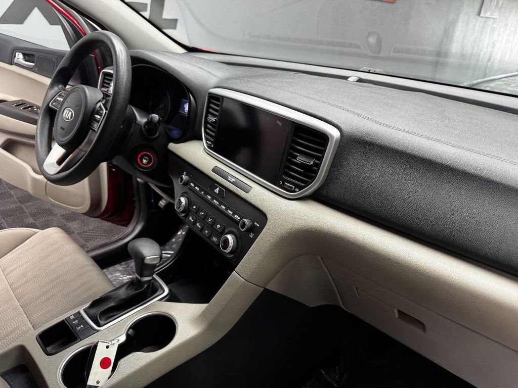 Used 2021 Kia Sportage LX image 54