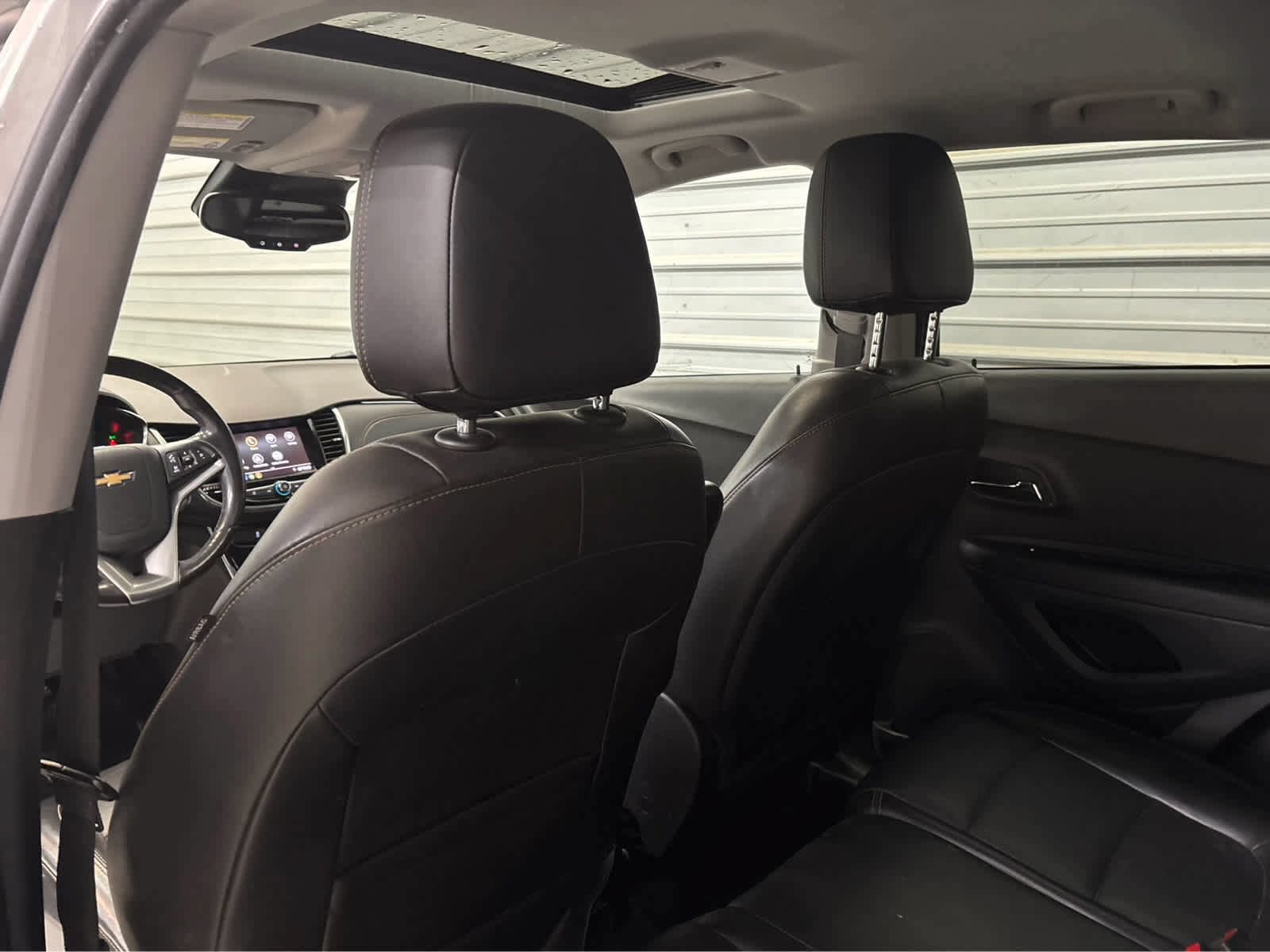 Used 2020 Chevrolet Trax Premier AWD/4WD image 24