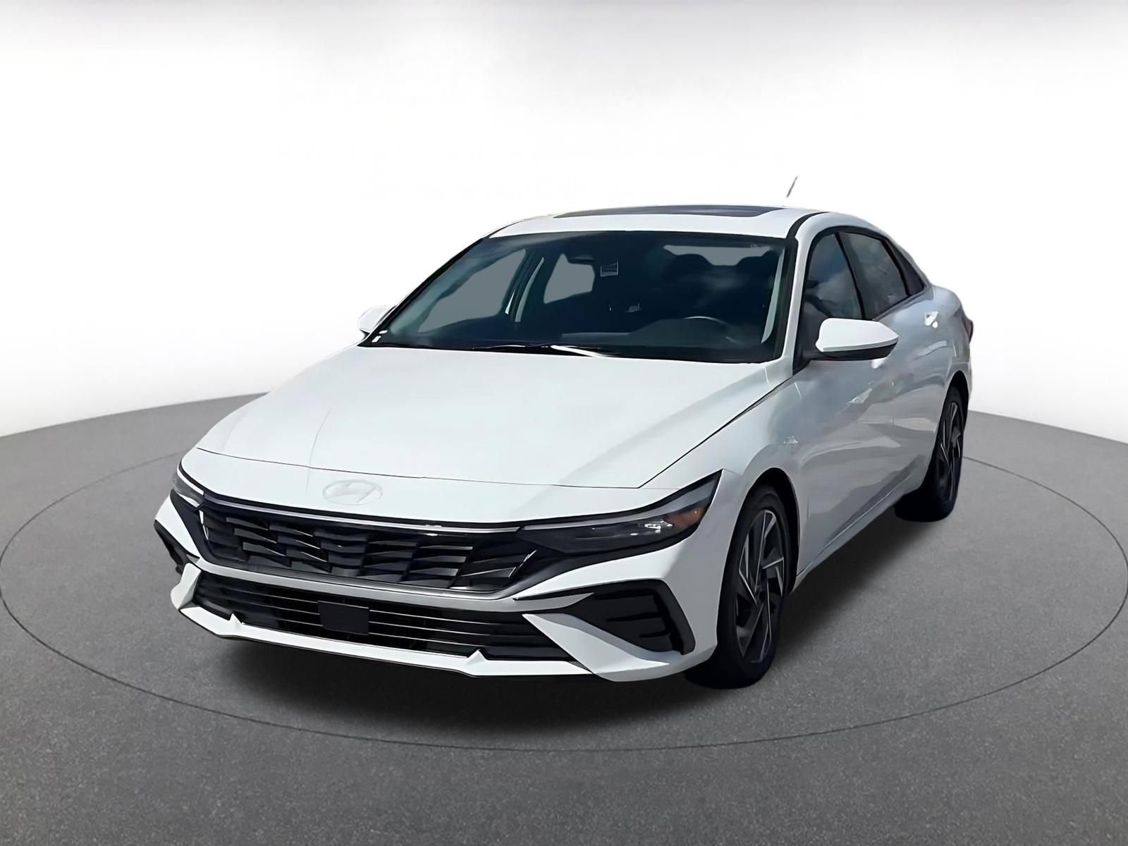 Used 2025 Hyundai Elantra SEL image 7