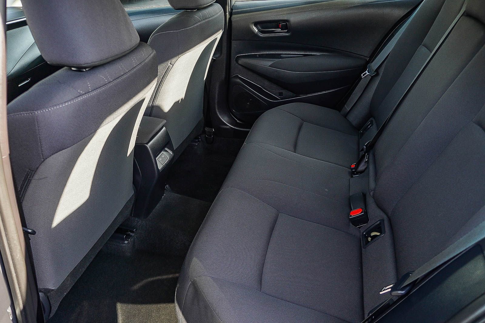 Certified 2025 Toyota Corolla LE image 23