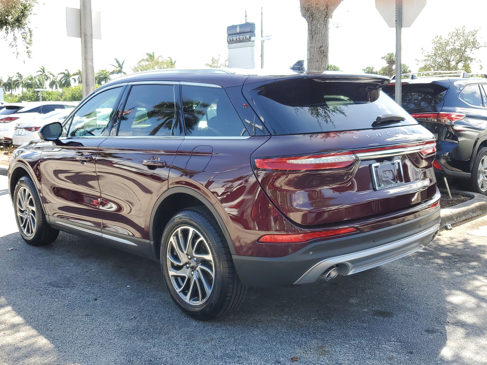 Used 2020 Lincoln Corsair FWD image 4