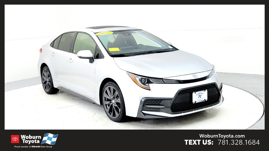 Used 2022 Toyota Corolla SE w/ SE Premium Package FWD image 1