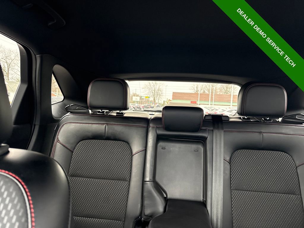 Used 2025 Ford Escape ST-Line Elite image 40