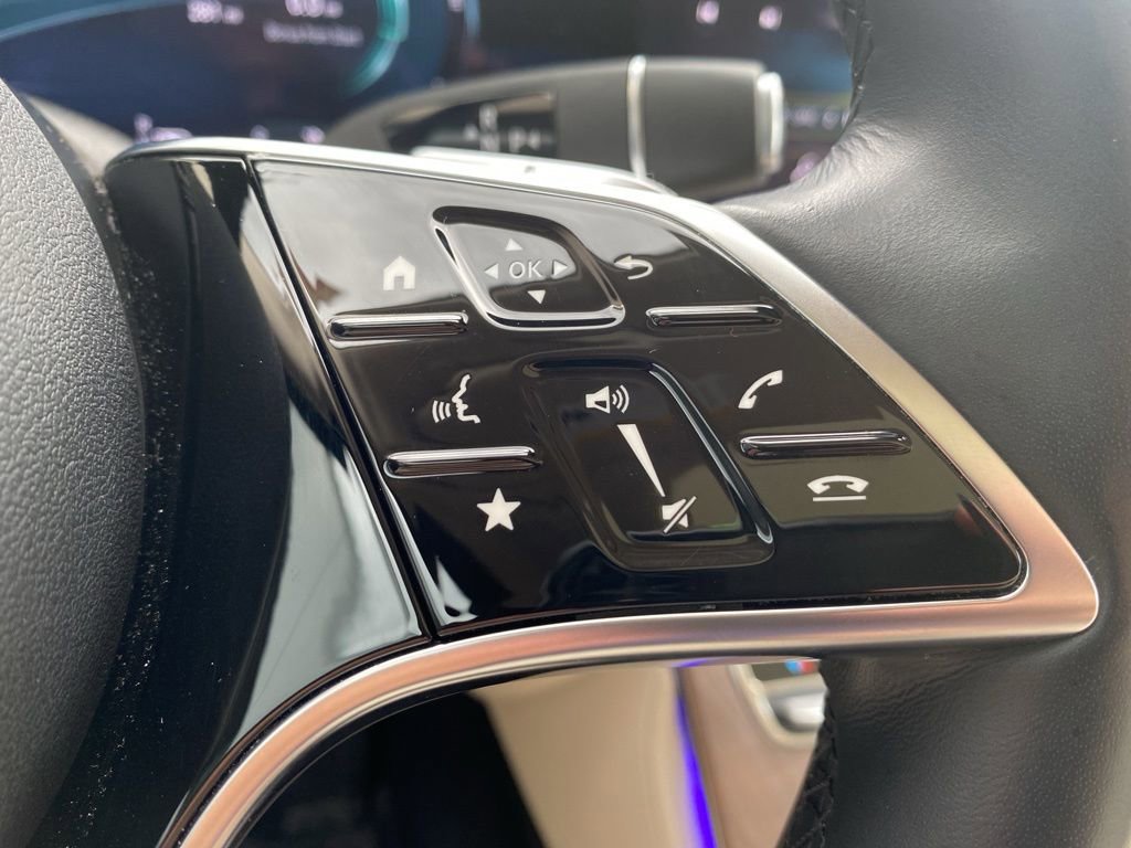 Used 2021 Mercedes-Benz E 350 4MATIC Sedan image 25