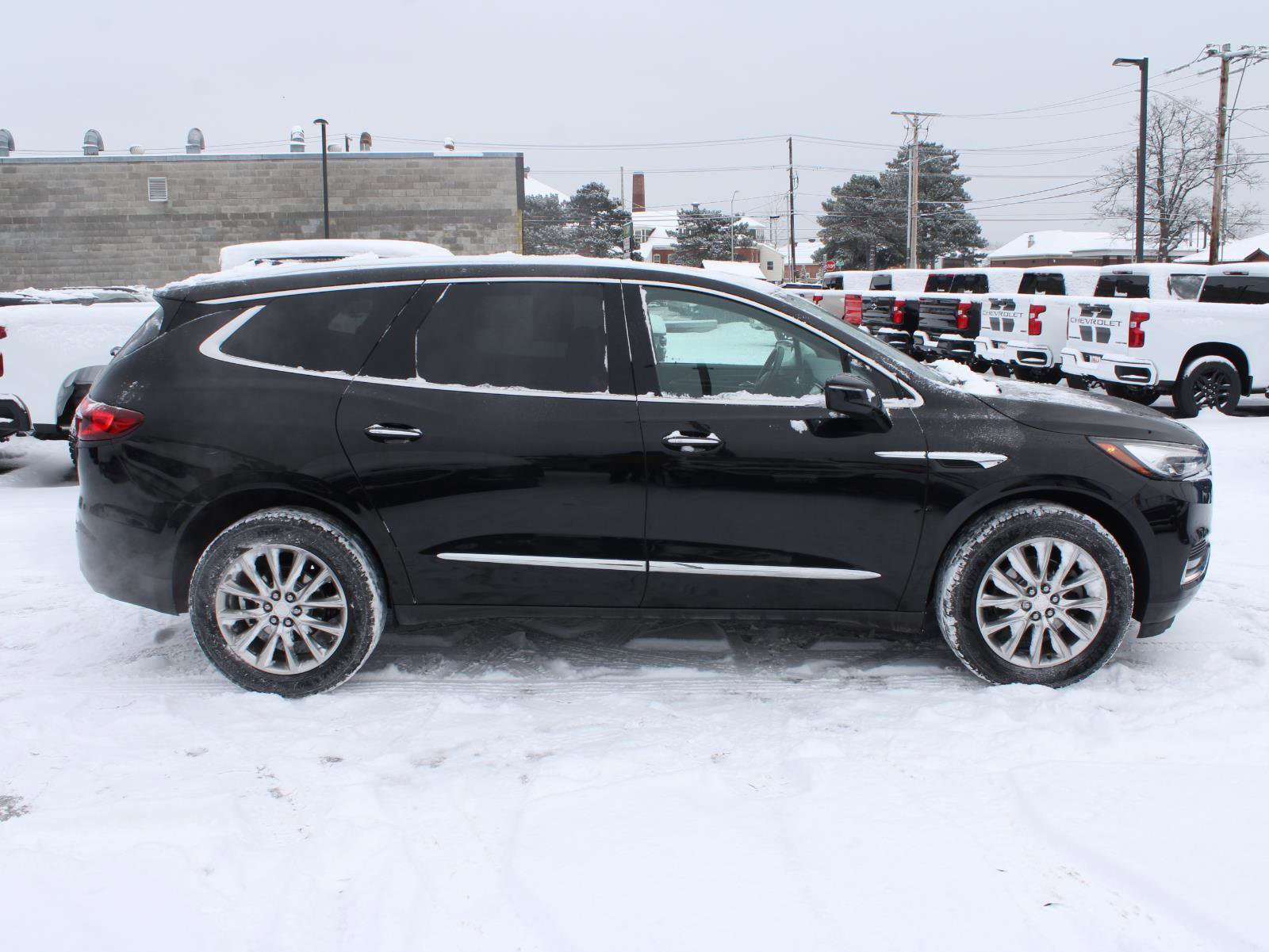 Used 2019 Buick Enclave Essence w/ Trailering Package, 5000 lbs. image 4