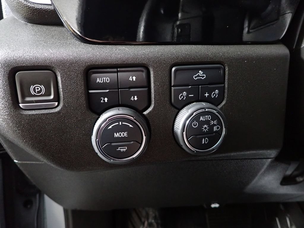 Used 2024 Chevrolet Silverado 1500 RST w/ Z71 Off-Road Package AWD/4WD image 22