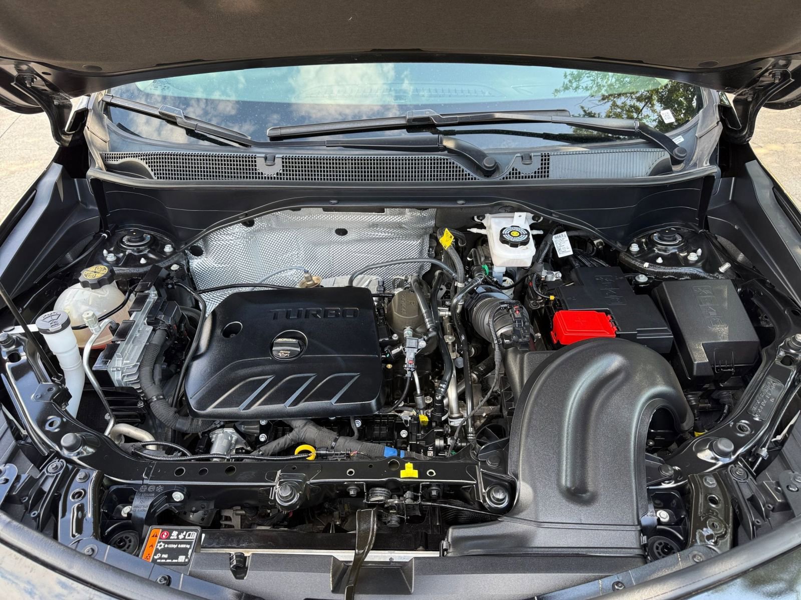 Used 2025 Buick Encore GX Preferred FWD image 33
