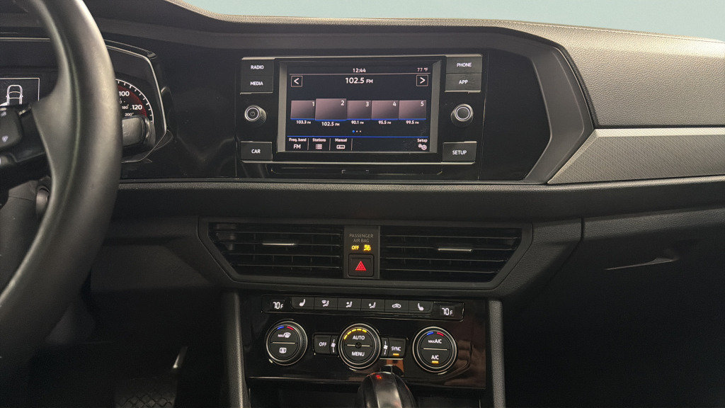 Used 2019 Volkswagen Jetta R-Line FWD image 36