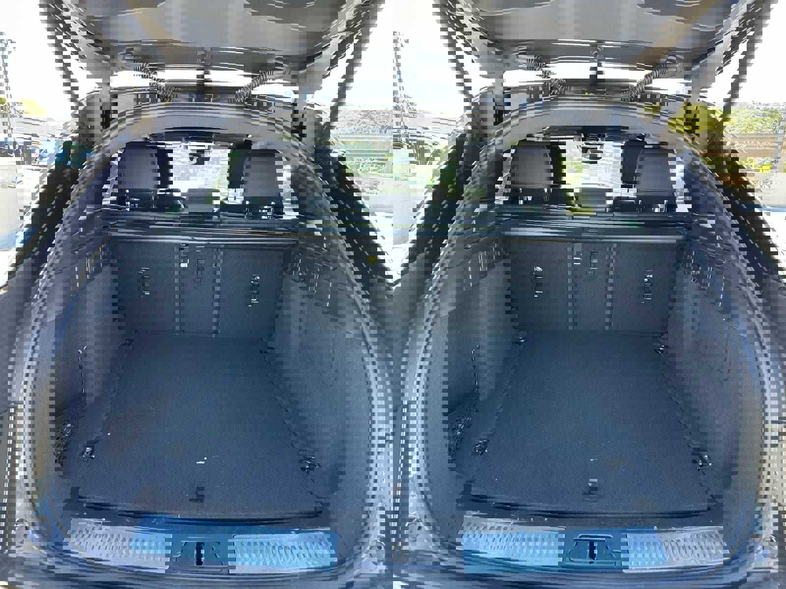 Used 2026 Land Rover Range Rover Velar S image 10