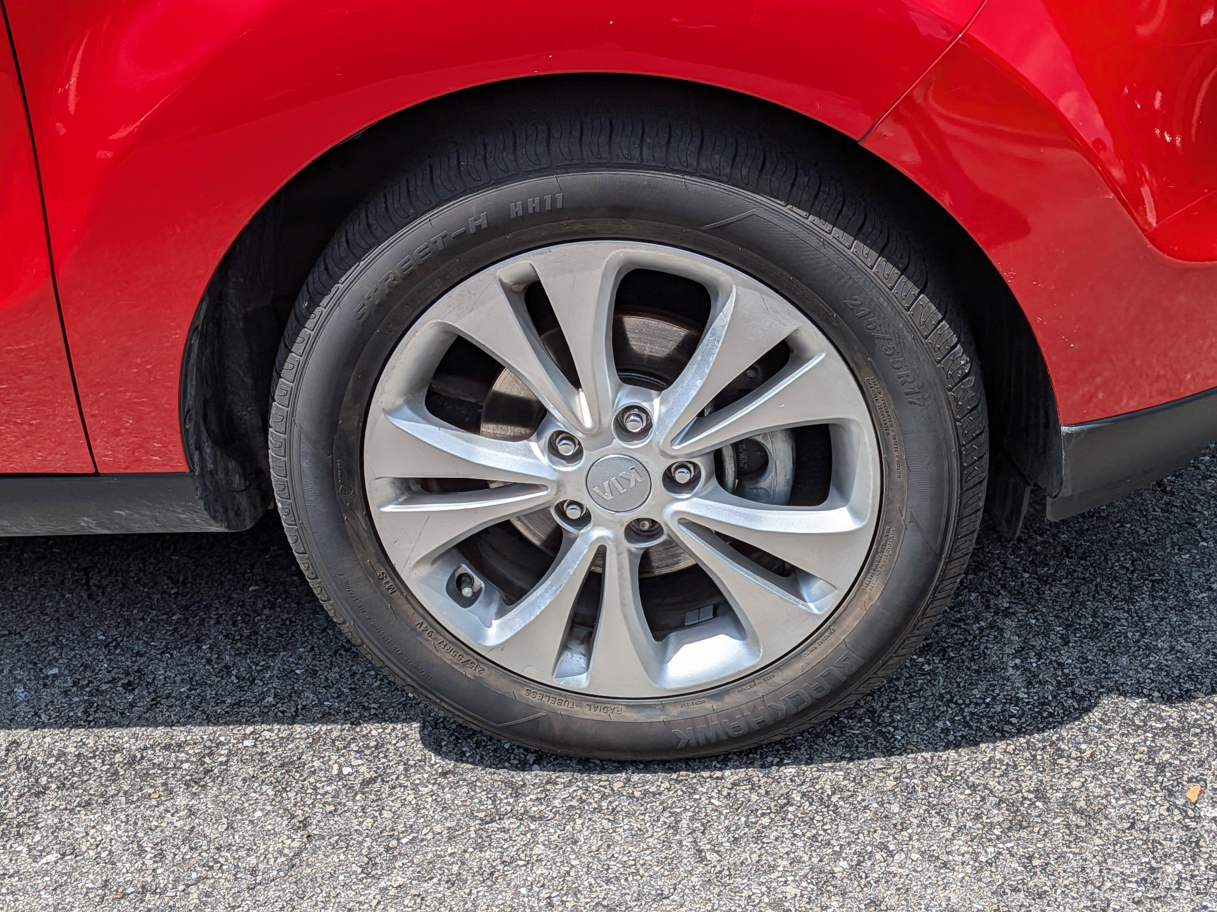 Used 2015 Kia Soul + FWD image 11