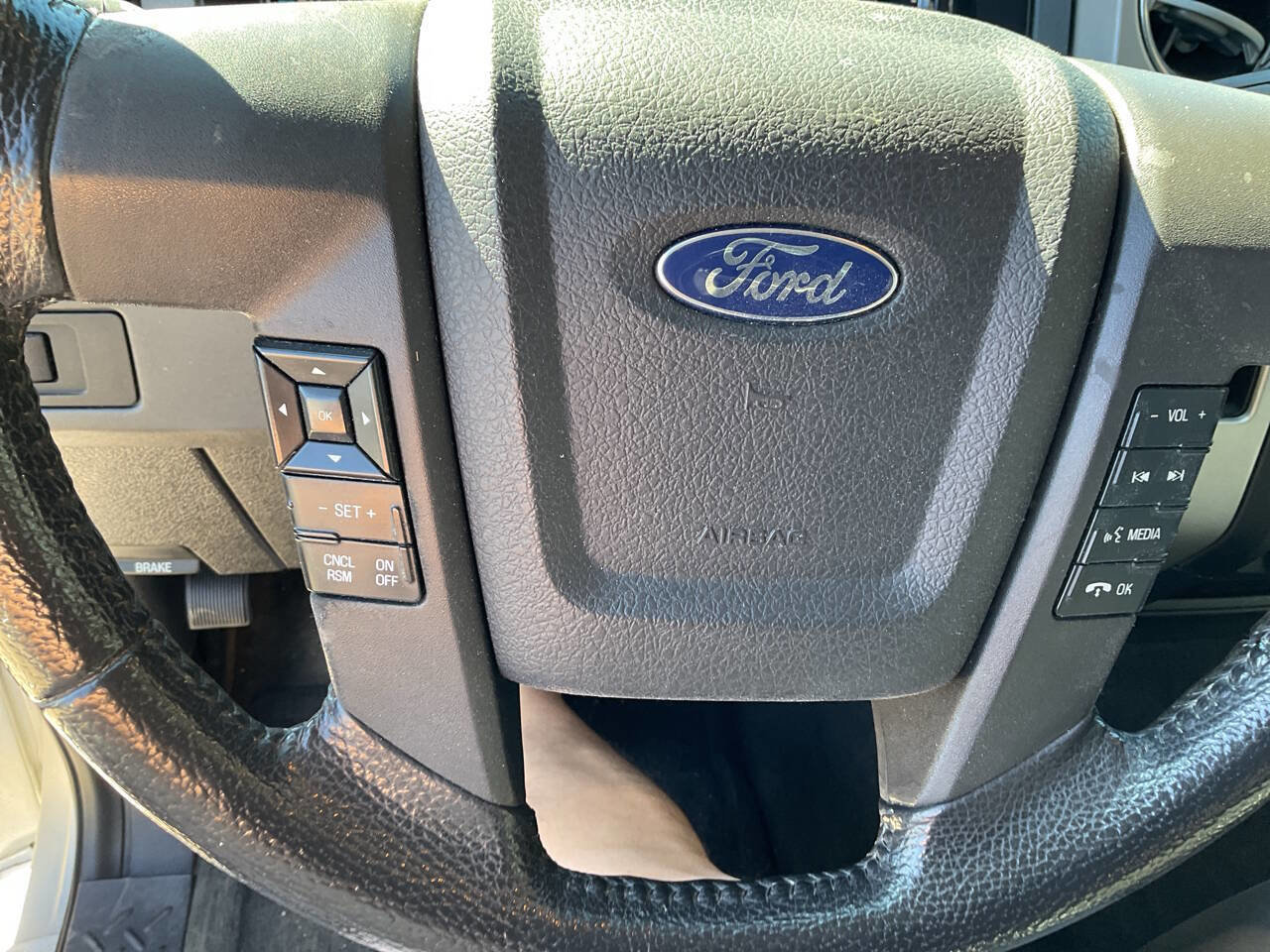 Used 2011 Ford F150 XLT w/ XLT Chrome Pkg image 15