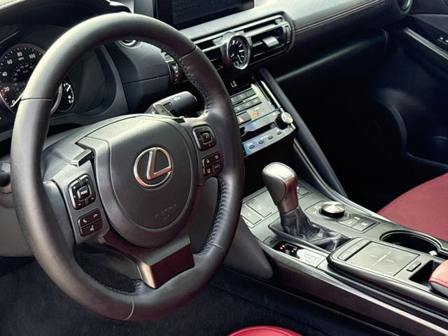 Used 2025 Lexus IS 350 F Sport RWD image 18