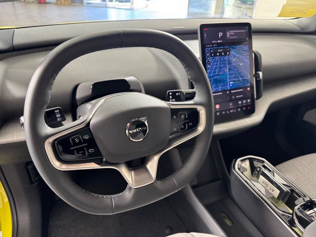 Certified 2025 Volvo EX30 Ultra AWD/4WD image 21