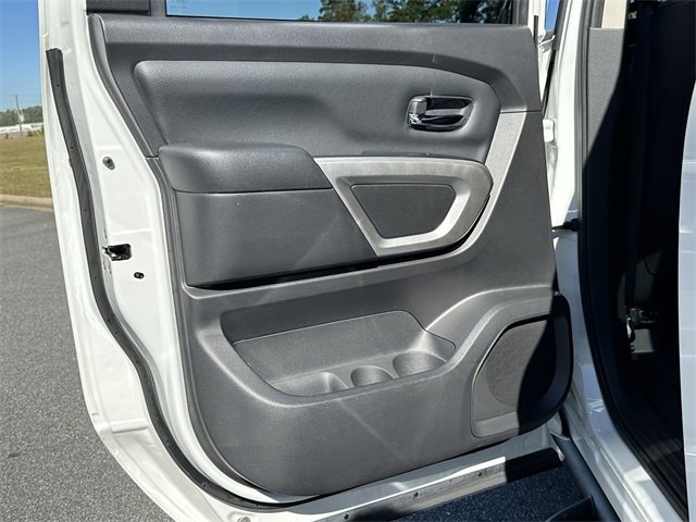 Used 2024 Nissan Titan SV w/ Accessory Utility Package image 22
