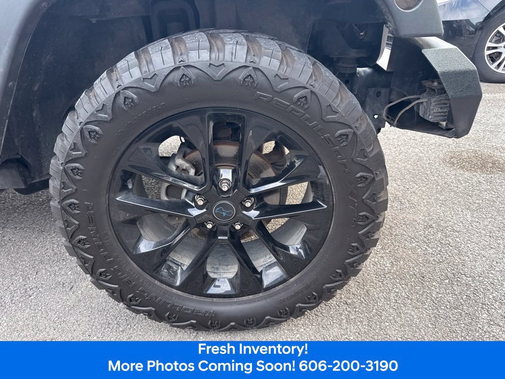 Used 2015 Jeep Wrangler Unlimited Sport w/ Quick Order Package 24S AWD/4WD image 4