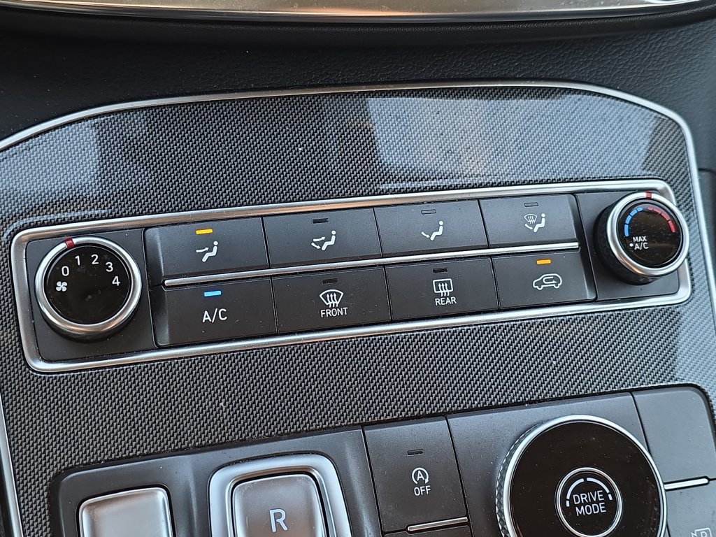 Used 2021 Hyundai Santa Fe SEL FWD image 30