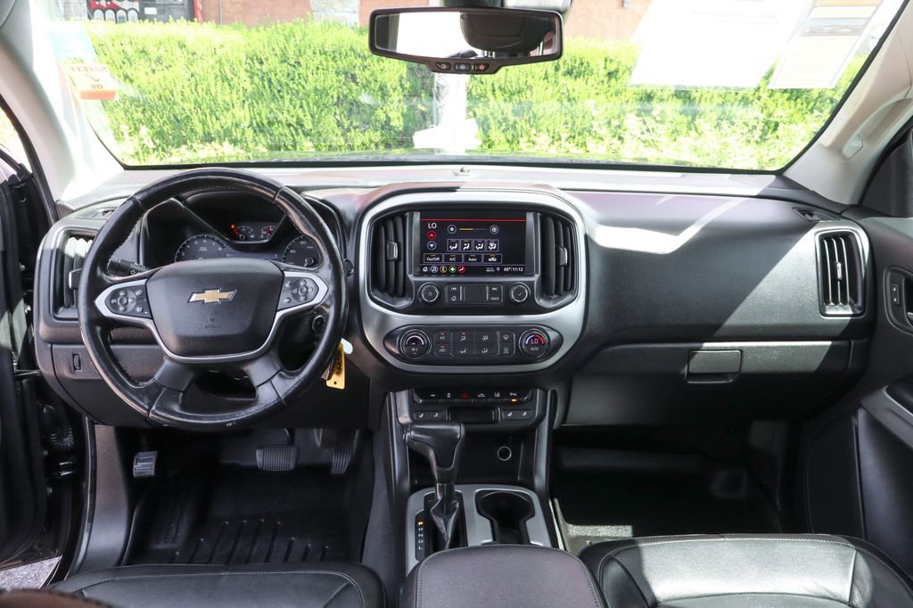 Used 2020 Chevrolet Colorado LT w/ Colorado RST Special Edition image 29