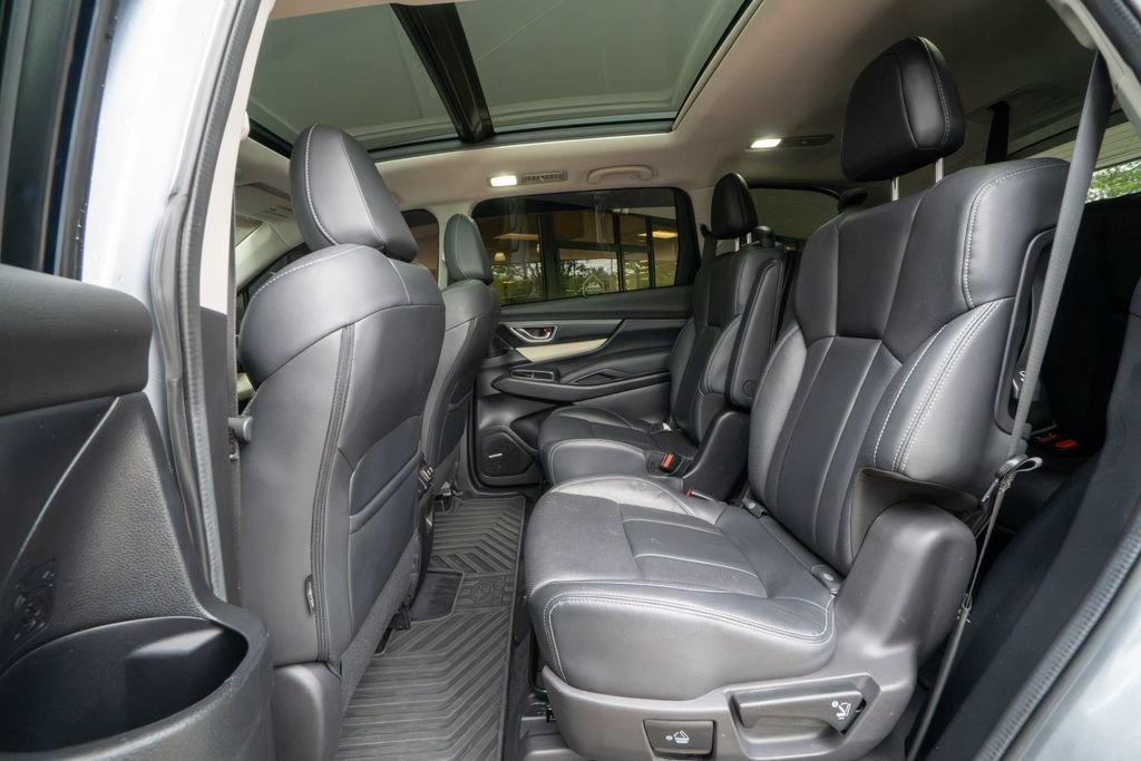 Used 2022 Subaru Ascent Limited w/ Technology Package AWD/4WD image 16