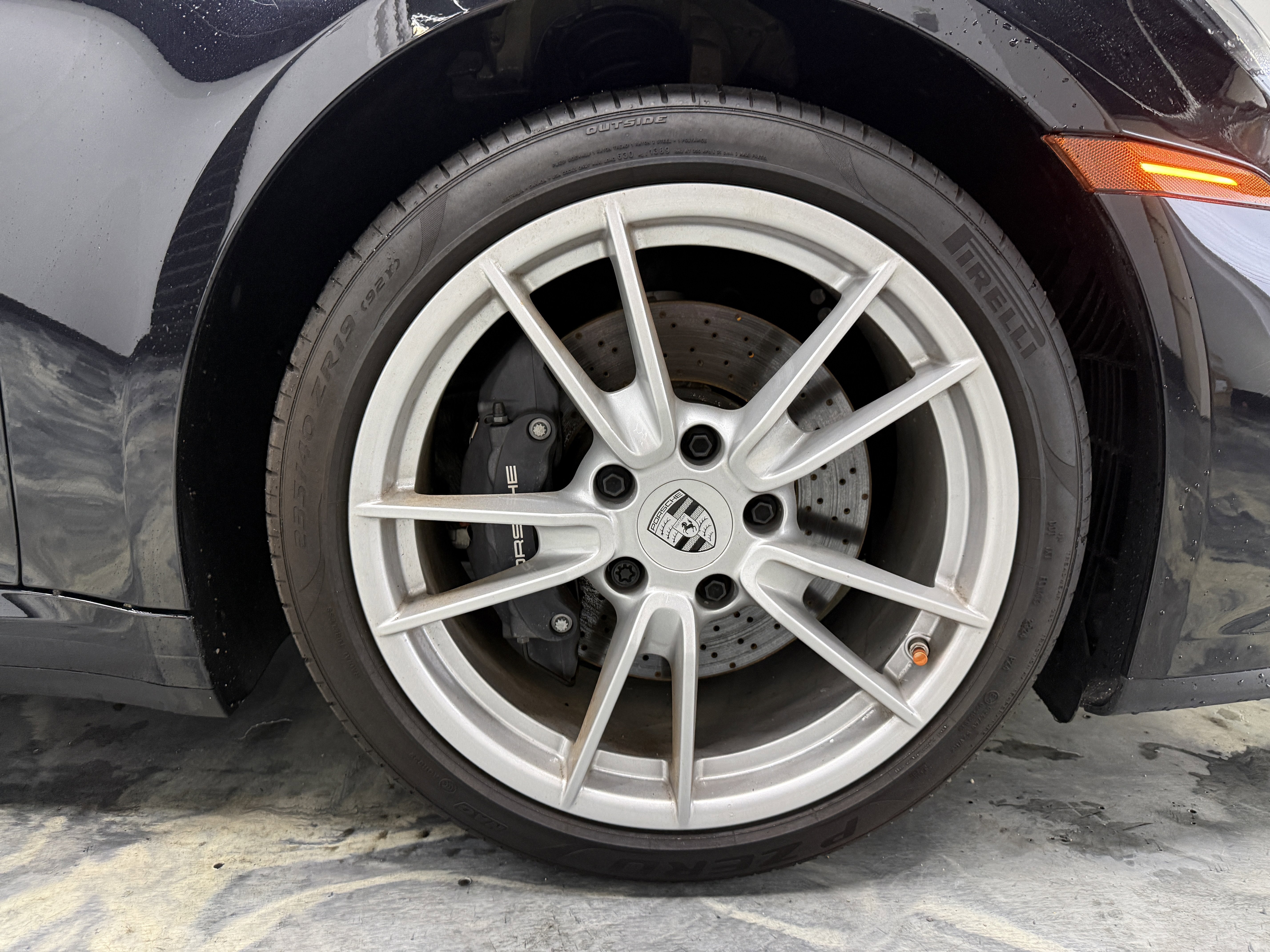 Used 2025 Porsche 911 Carrera image 35