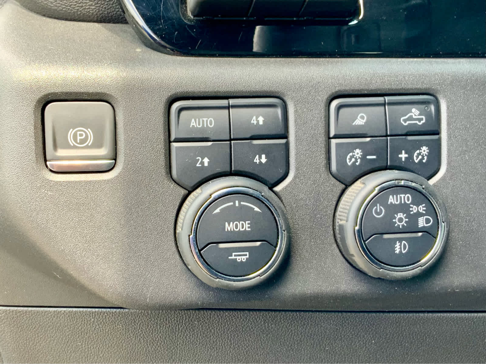 Used 2023 Chevrolet Silverado 1500 ZR2 w/ Technology Package AWD/4WD image 49