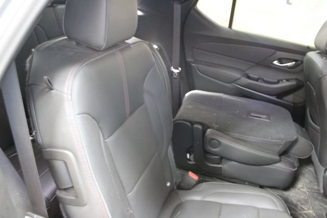 Used 2023 Chevrolet Traverse RS w/ LPO, Floor Liner Package AWD/4WD image 9