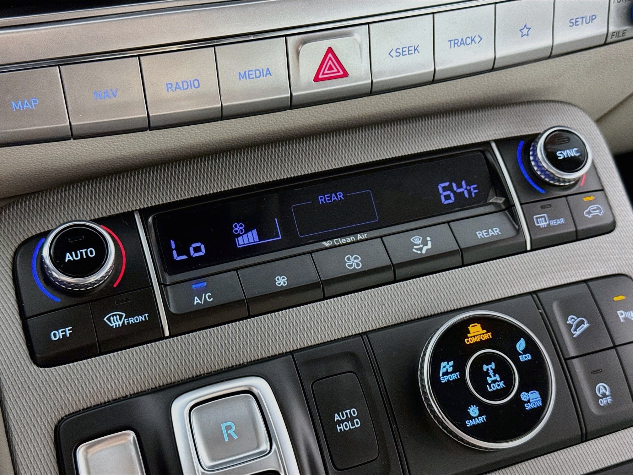 Used 2022 Hyundai Palisade SEL w/ Premium Package AWD/4WD image 19
