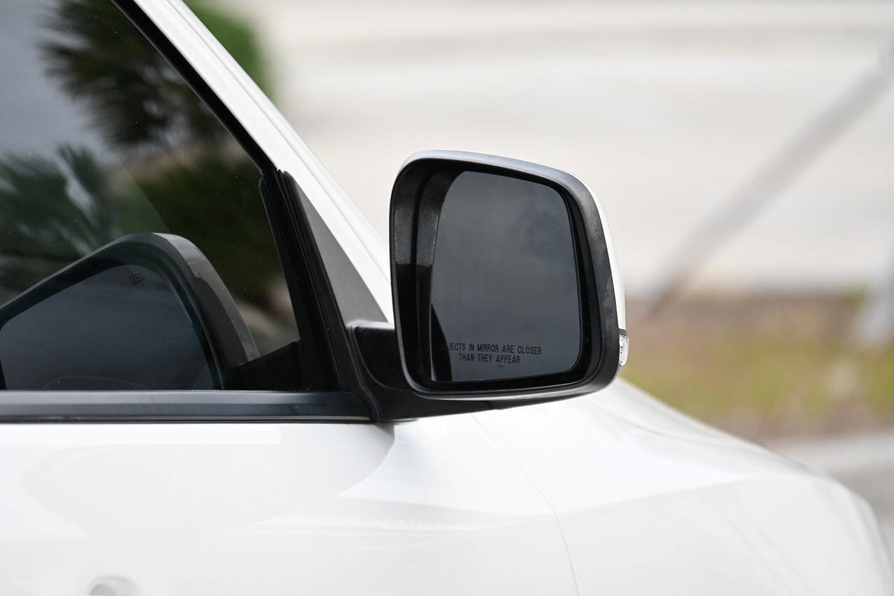 Used 2012 Dodge Durango R/T w/ Leather Interior Group image 37