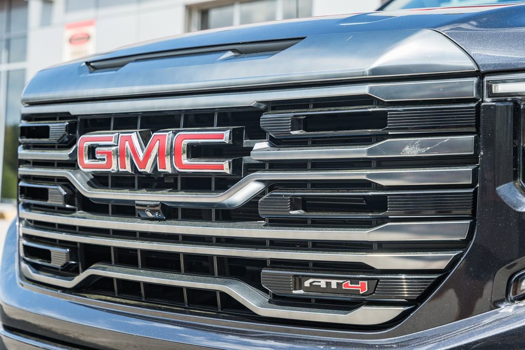 Used 2022 GMC Sierra 1500 AT4 w/ AT4 Premium Package image 17