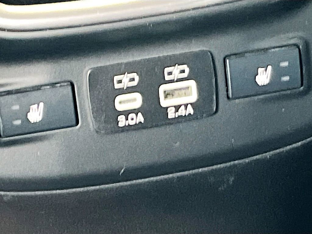 Used 2024 Subaru Outback Limited w/ Popular Package #2 image 27