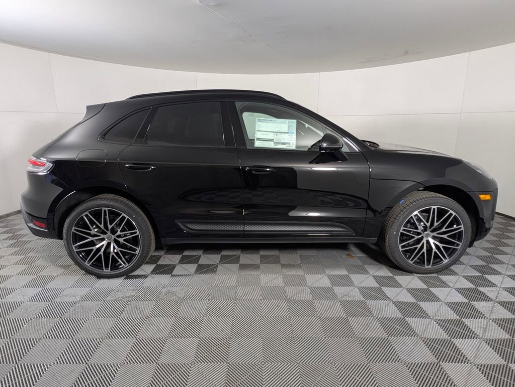 New 2026 Porsche Macan image 6