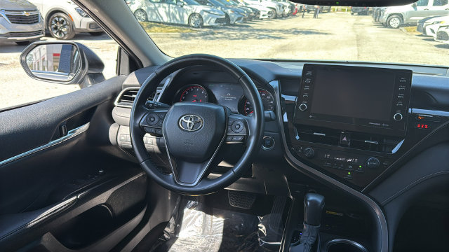 Used 2023 Toyota Camry XSE FWD image 14
