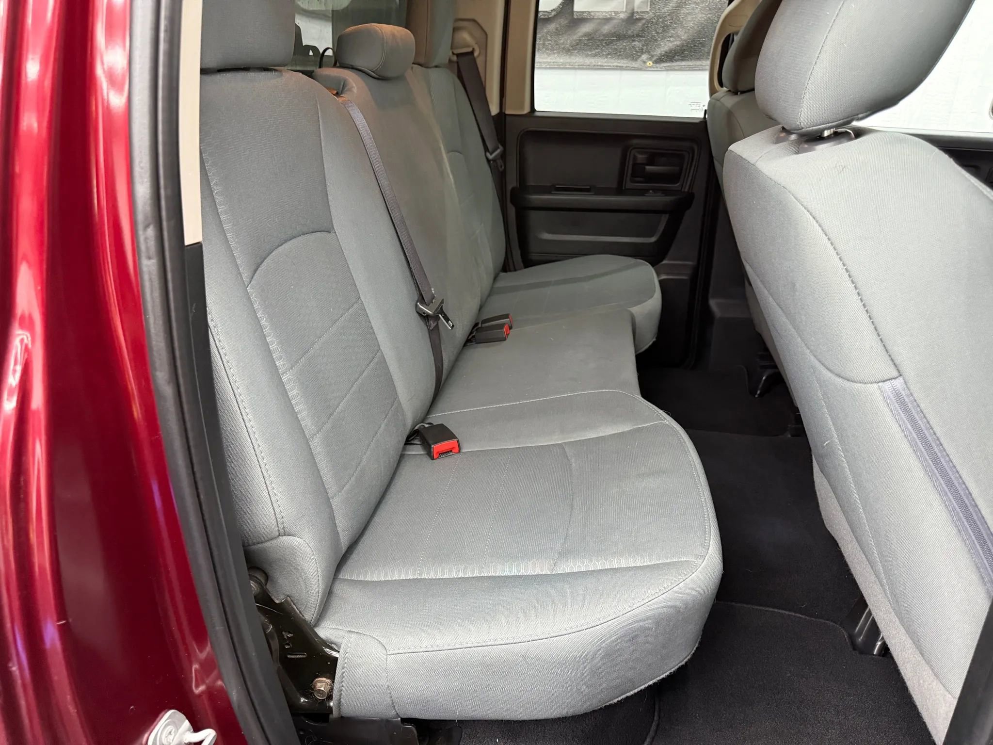Used 2017 RAM 1500 ST w/ SXT Appearance Group image 10