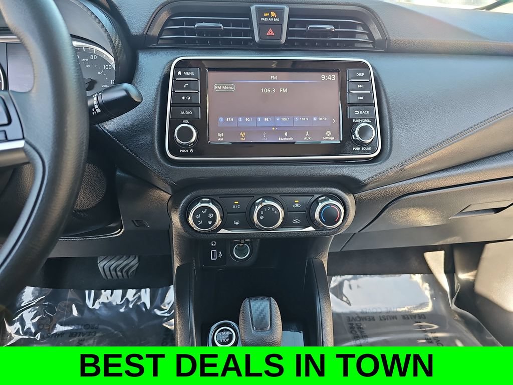 Used 2021 Nissan Versa S FWD image 19