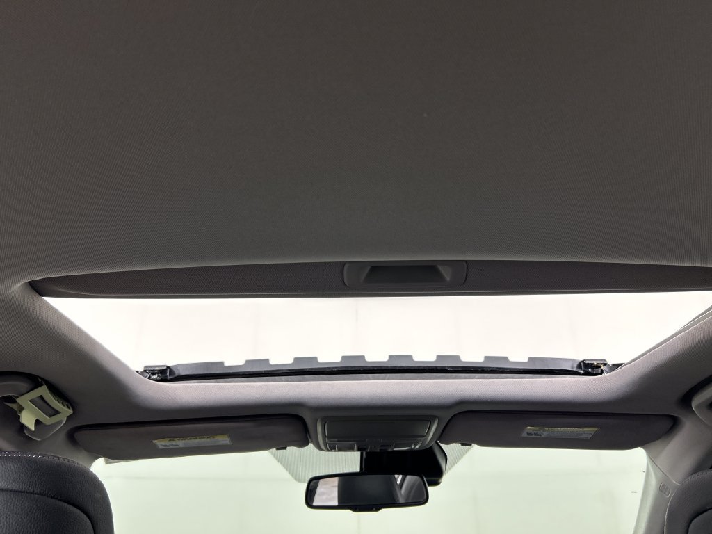 Used 2017 Honda Accord Touring image 18