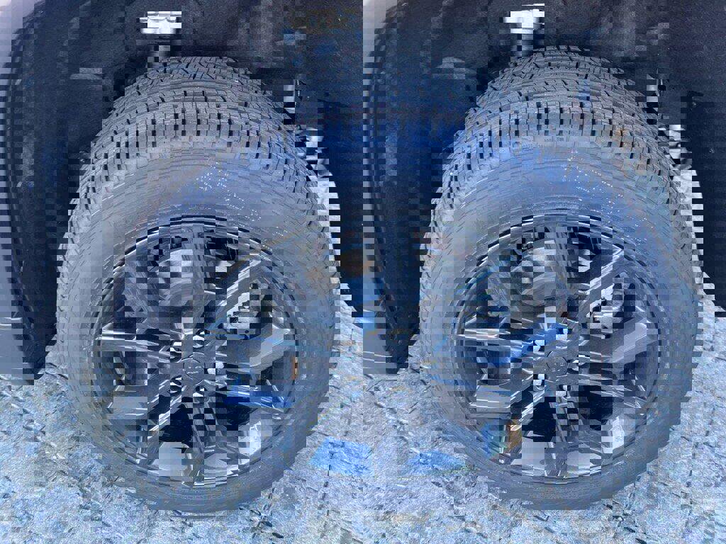 New 2025 Jeep Grand Cherokee Limited image 16