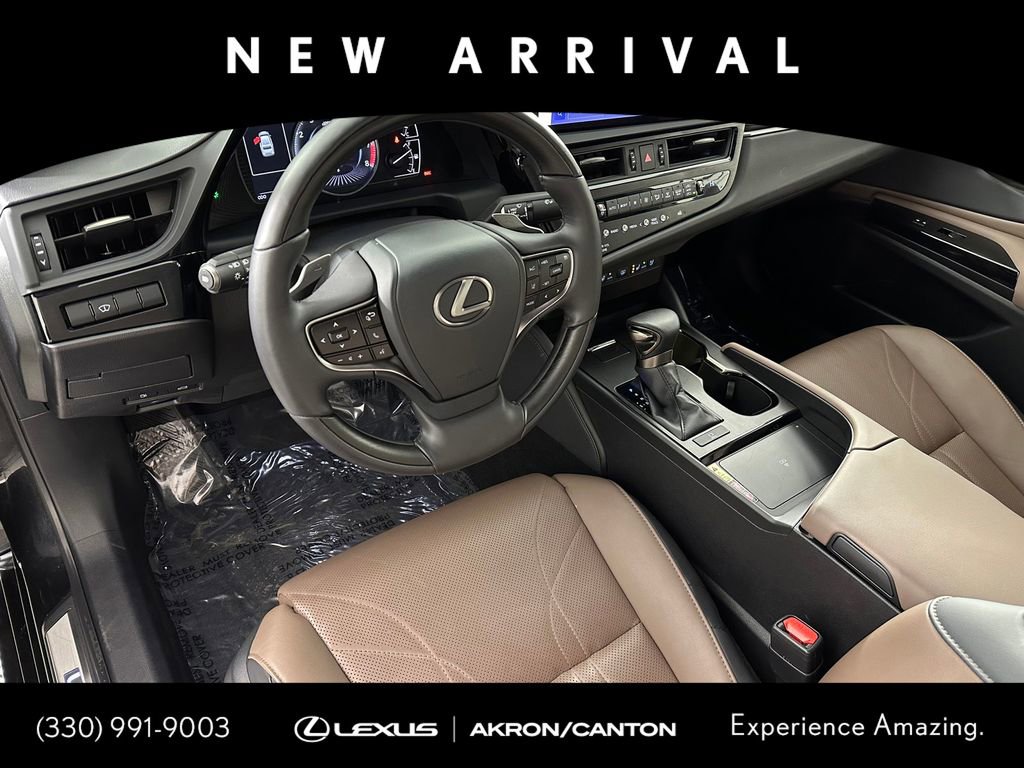 Used 2023 Lexus ES 350 Luxury w/ Accessory Package (Z1) image 17