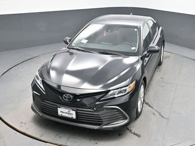 Used 2023 Toyota Camry LE FWD image 18