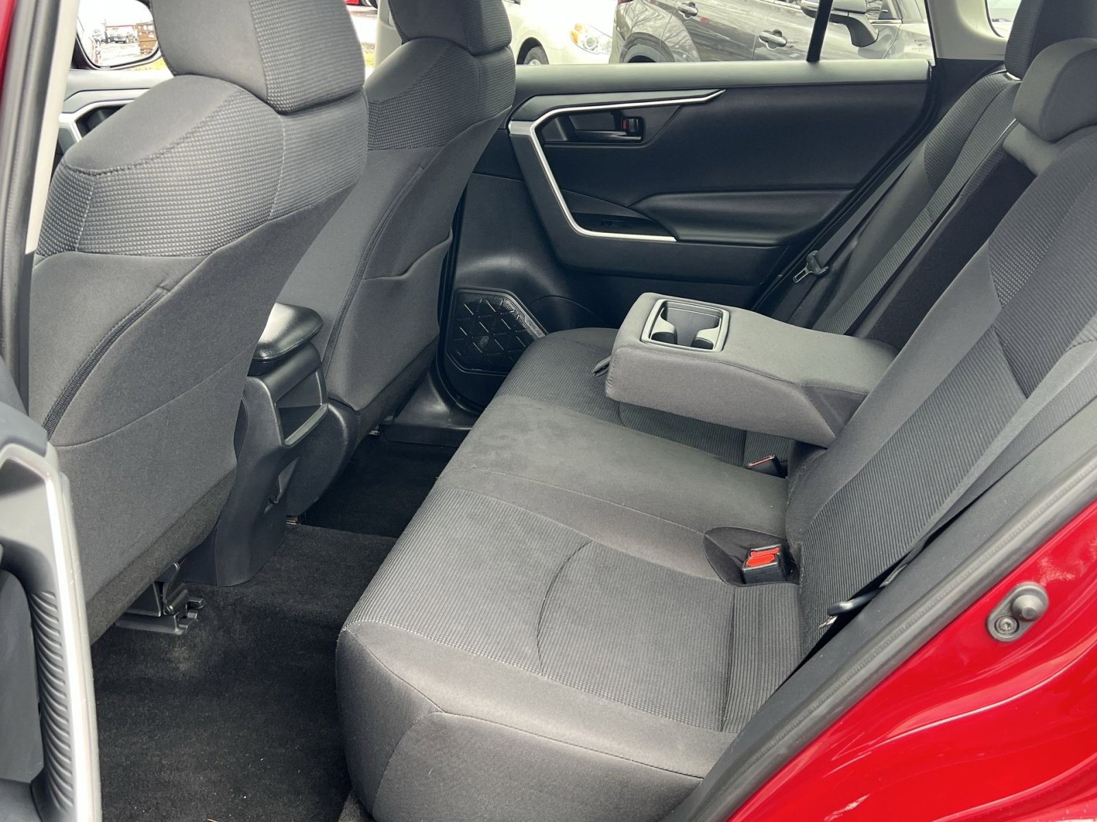 Used 2019 Toyota RAV4 LE w/ All Weather Liner Package image 23