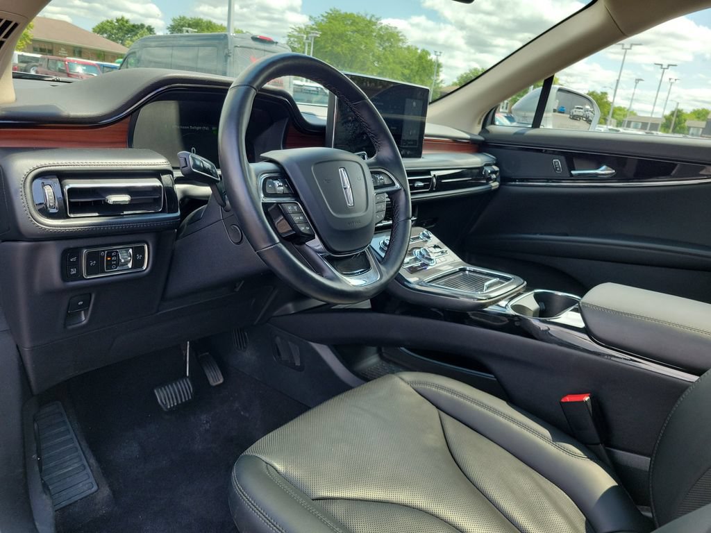Certified 2023 Lincoln Nautilus Reserve w/ Class II Trailer Tow Package AWD/4WD image 21