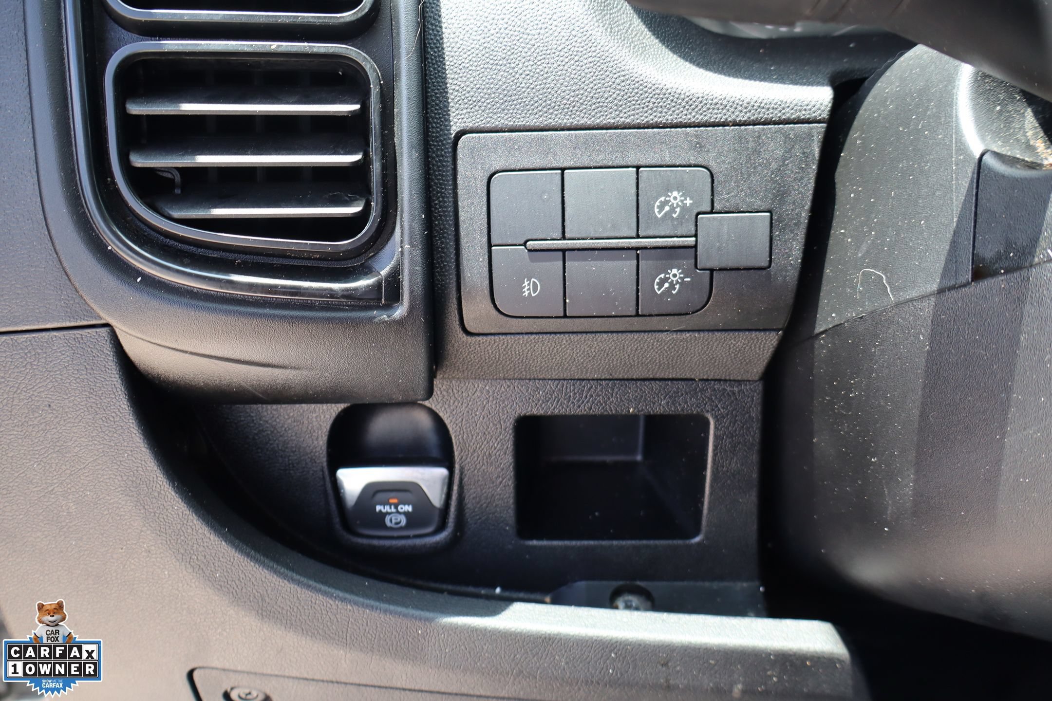 Used 2025 RAM ProMaster 2500 w/ Convenience Group FWD image 13