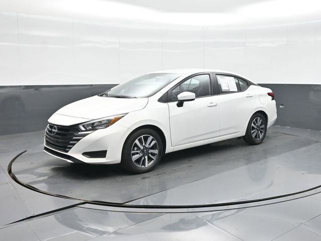 Used 2025 Nissan Versa SV FWD image 24
