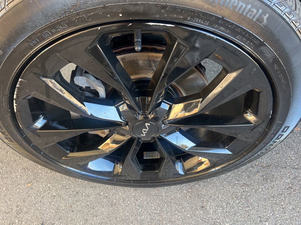 Certified 2023 Kia Sorento SX image 46