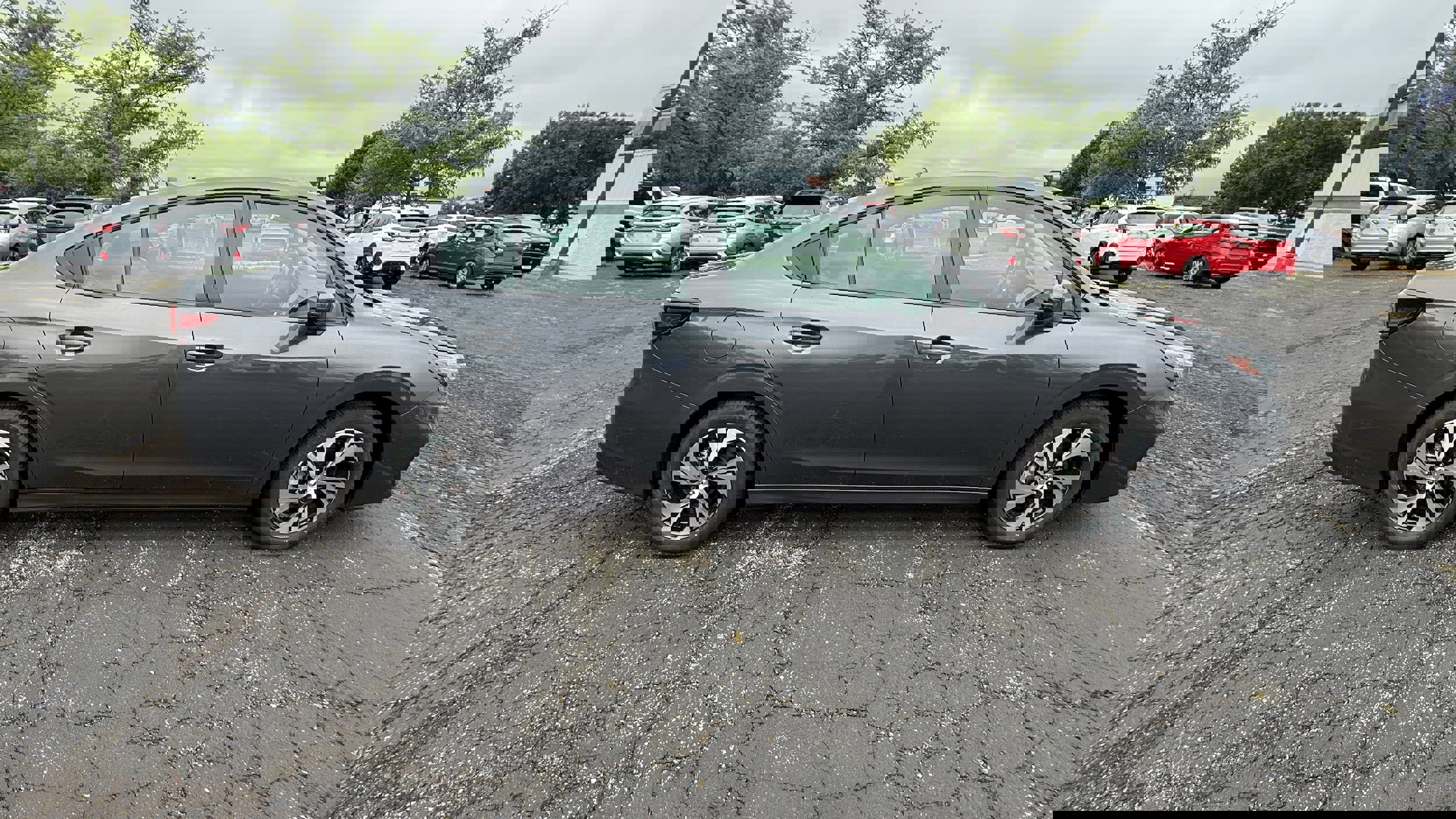 Used 2025 Subaru Legacy Premium w/ Popular Package #1A image 2