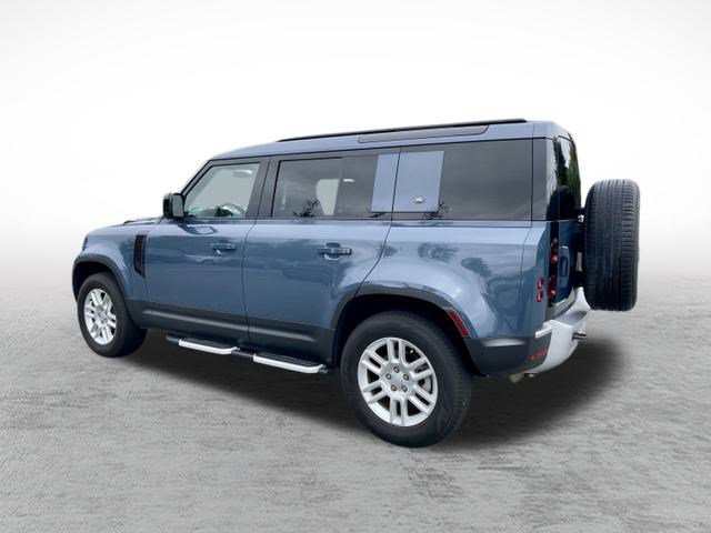 Used 2023 Land Rover Defender 110 S image 5