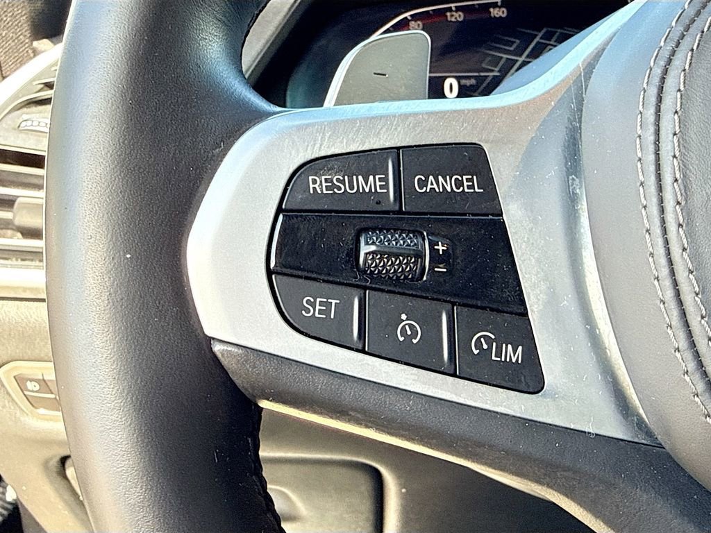 Used 2021 BMW X5 xDrive40i w/ M Sport Package image 39