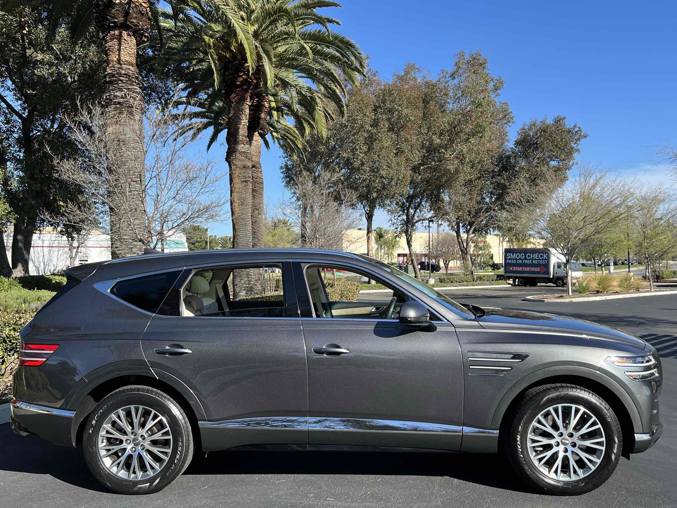 Used 2022 Genesis GV80 2.5T w/ Advanced Package 03 image 20