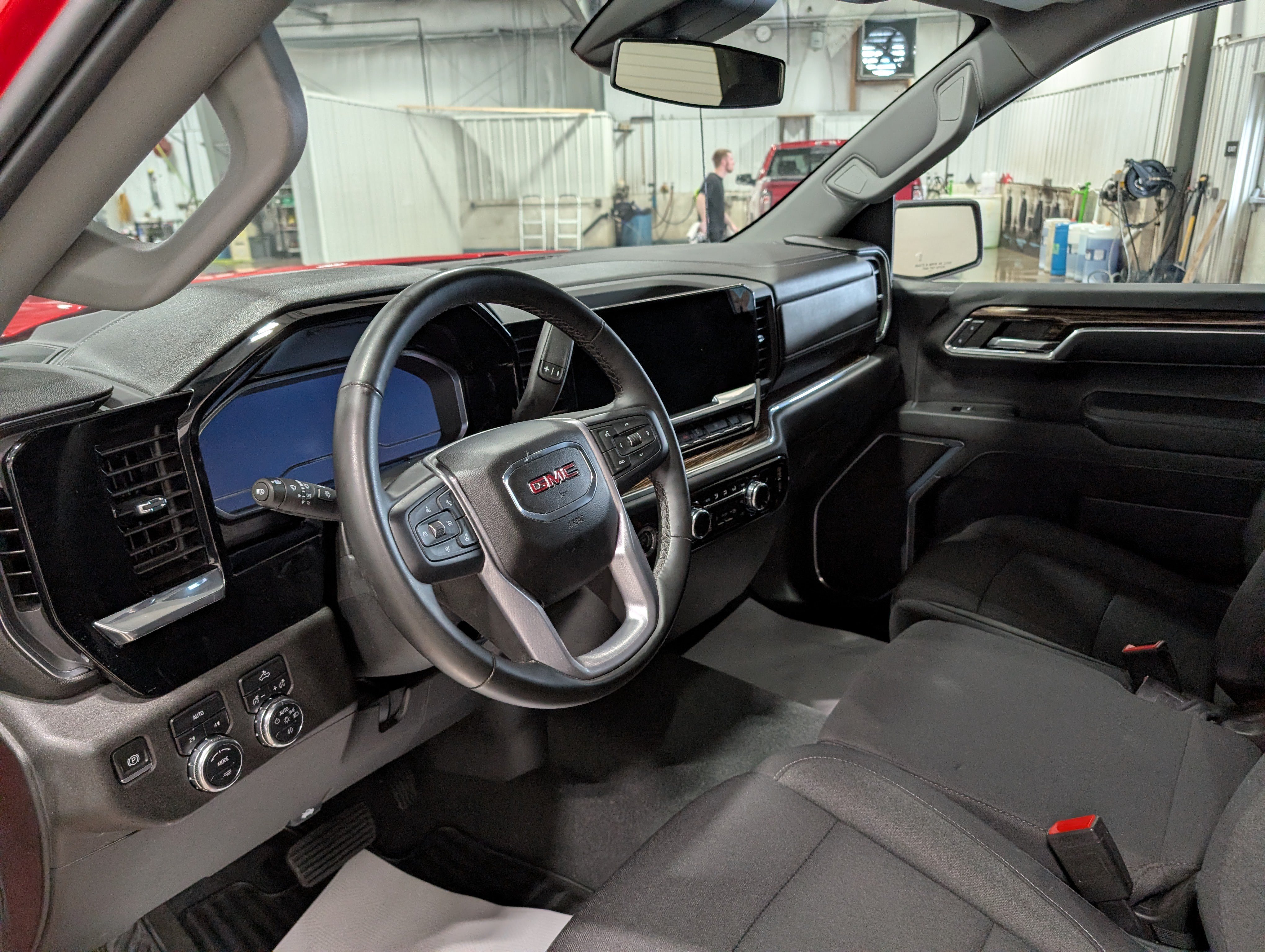 Used 2023 GMC Sierra 1500 Elevation AWD/4WD image 14