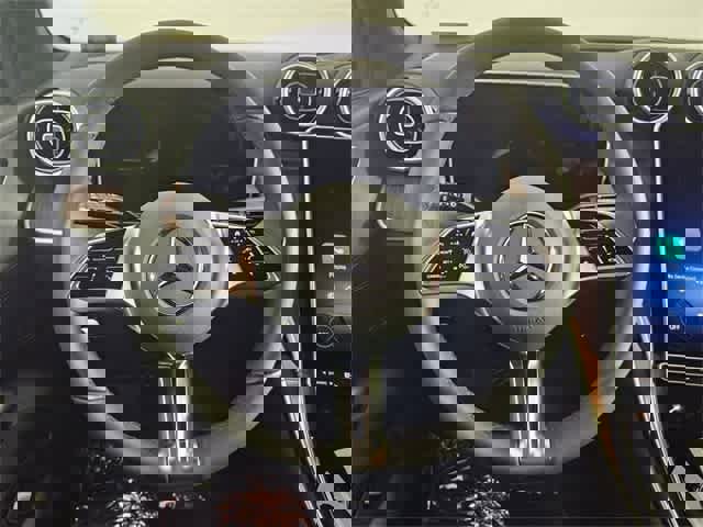 Certified 2025 Mercedes-Benz GLC 300 4MATIC image 47