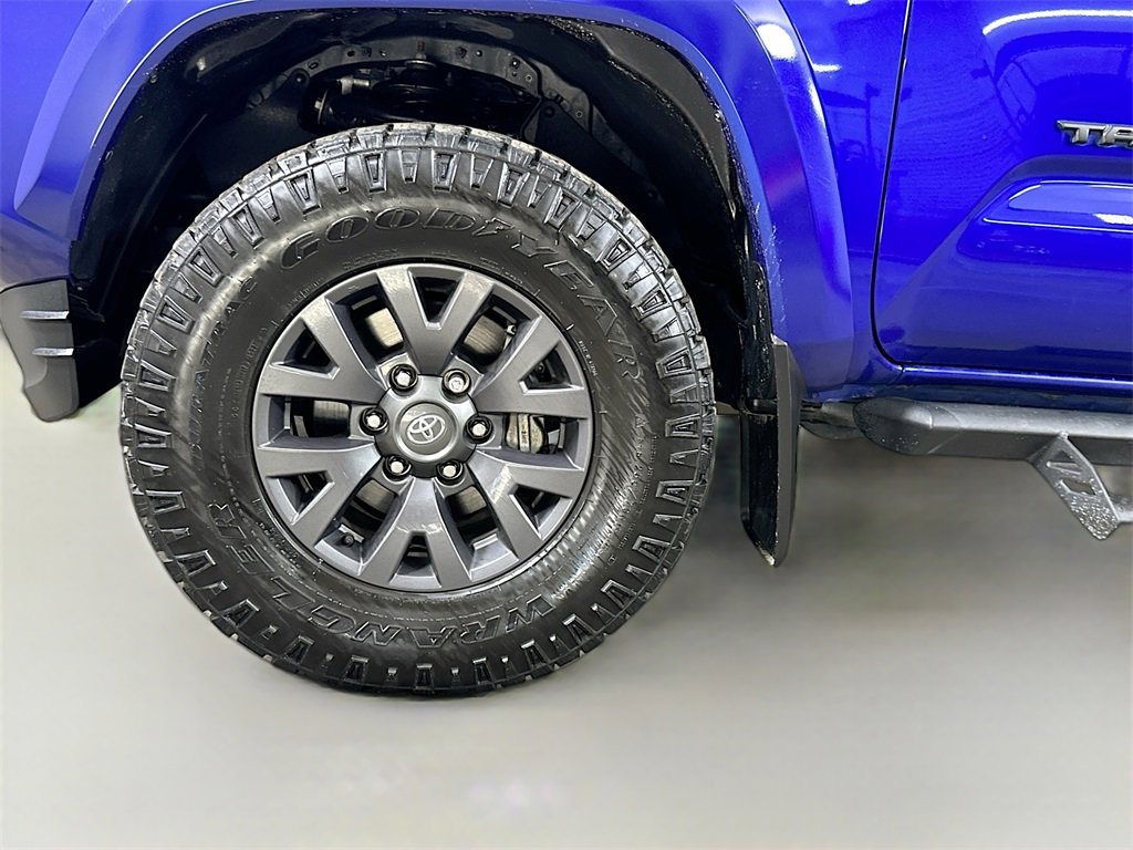 Used 2023 Toyota Tacoma SR5 image 8