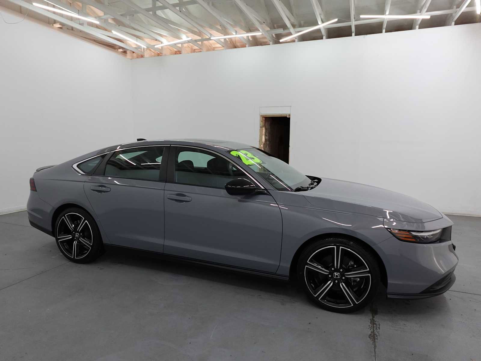 Used 2023 Honda Accord Sport image 4